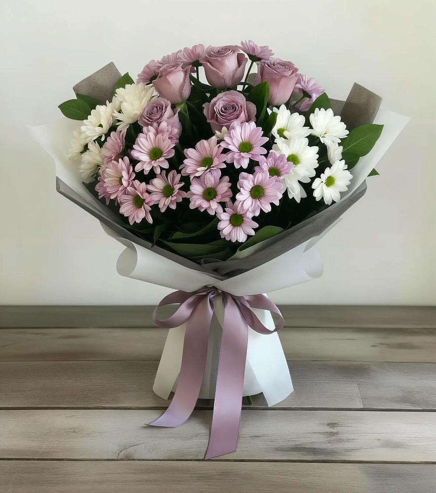Букет цветов из: Хризантемы и Розы в Шереметьевка