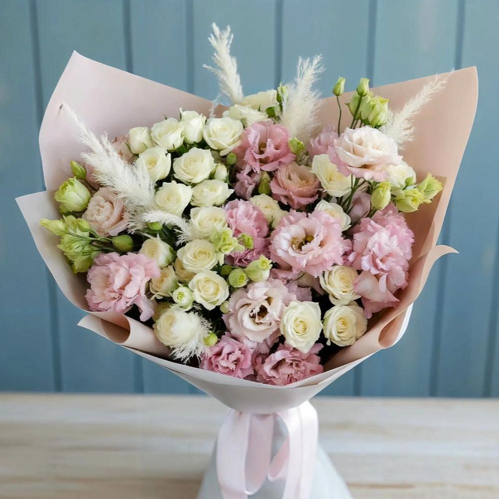 Букет цветов из: Альстромерии и Розы в Шереметьевка