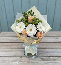 Букет цветов из:  Герберы, Розы и Хризантемы в Шереметьевка