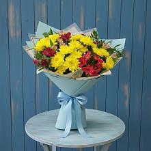 Букет цветов из:  Альстромерии и Хризантемы в Шереметьевка